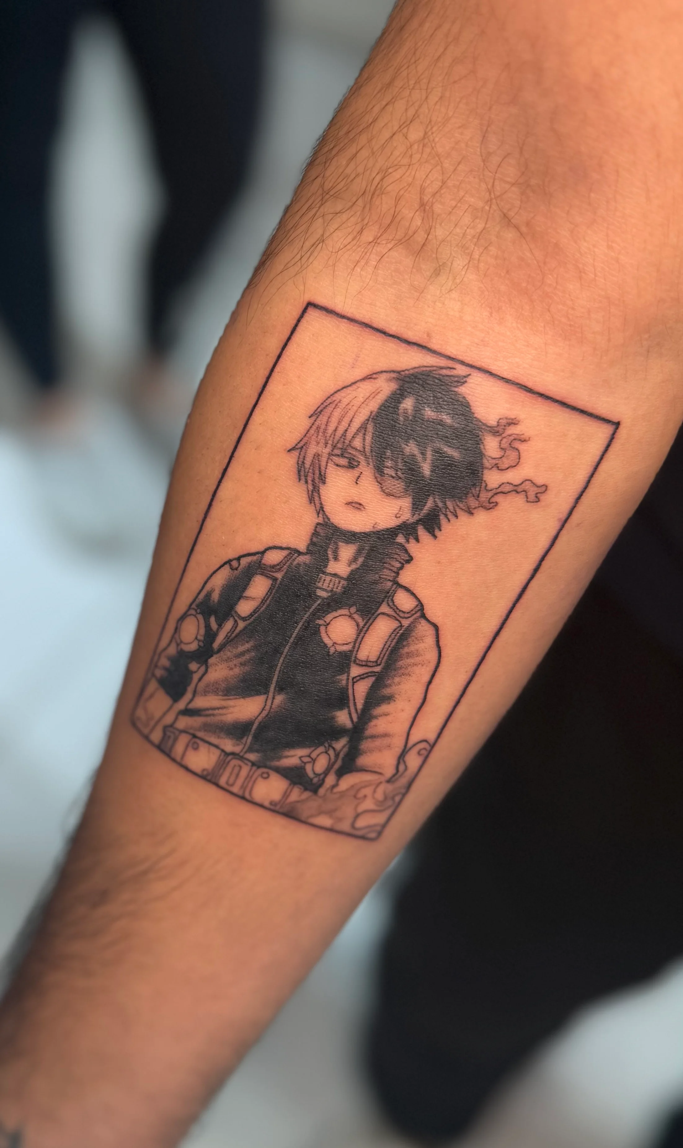 Tatuaje Todoroki blanco y negro